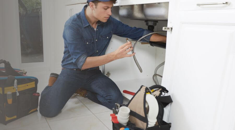 Expert burst pipe repair services in Spencer, IA